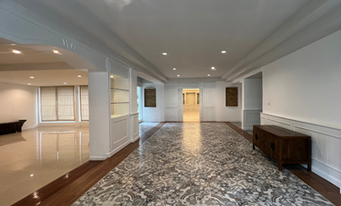 Casa en venta y en alquiler de 5 habitaciones en Pak Kret, Nonthaburi