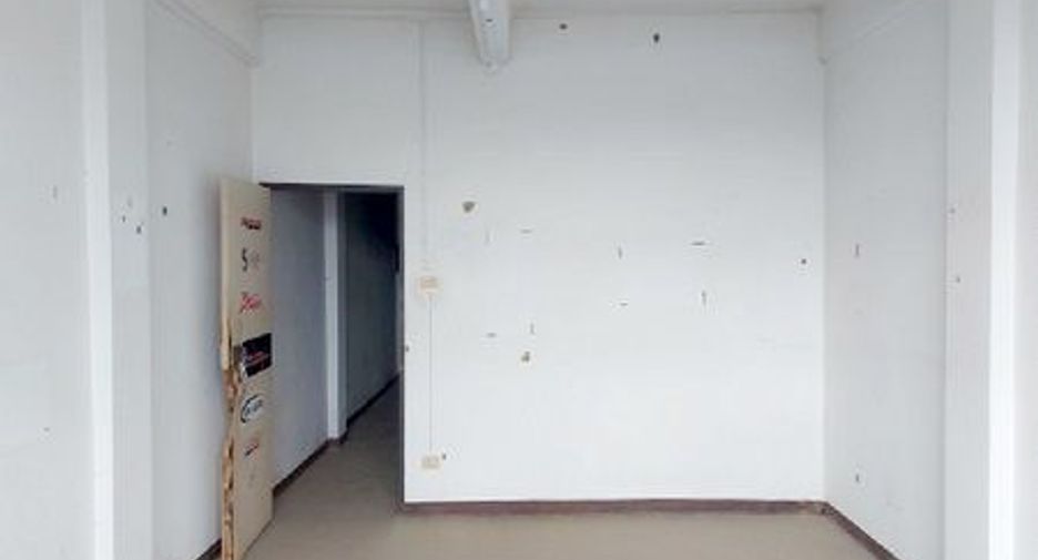 For sale retail Space in Mueang Ubon Ratchathani, Ubon Ratchathani