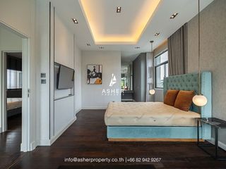 For rent そして for sale 4 ベッドルーム house in Phra Khanong, Bangkok