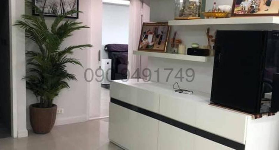 For sale 2 bedrooms condo in Watthana, Bangkok