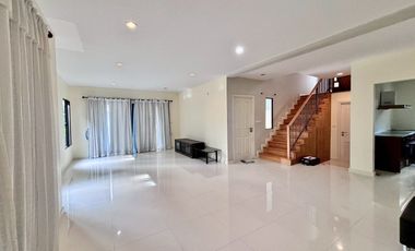 For sale 3 bedrooms house in Bang Phli, Samut Prakan