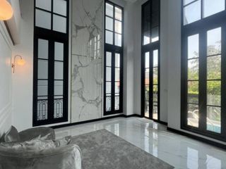 出租 4 卧室 独立屋 在 Watthana, 曼谷