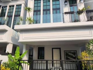 出租 4 卧室 独立屋 在 Watthana, 曼谷