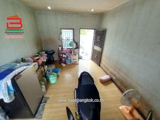 For sale 2 bedrooms townhouse in Lat Lum Kaeo, Pathum Thani