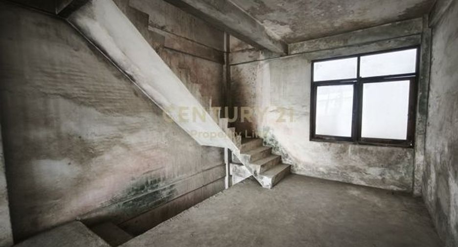 For sale retail Space in Bang Sue, Bangkok