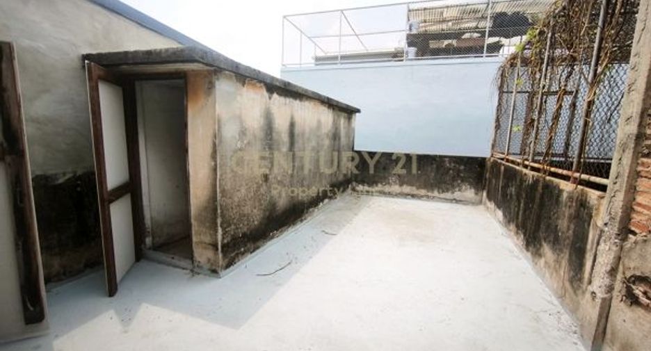 For sale retail Space in Bang Sue, Bangkok