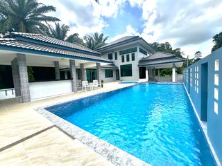 For sale 7 bed villa in Mueang Krabi, Krabi
