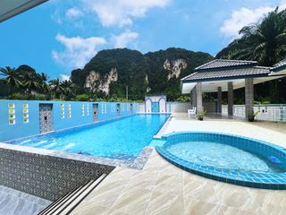 For sale 7 bed villa in Mueang Krabi, Krabi
