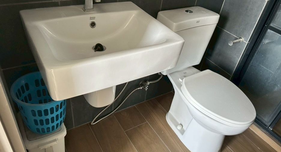 For rent 1 bed condo in Bang Kapi, Bangkok