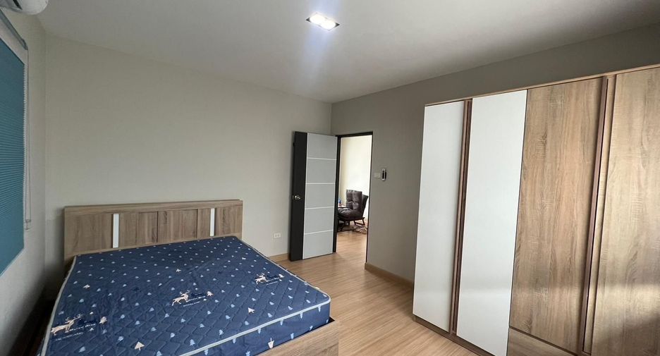 For rent 3 bedrooms house in Saraphi, Chiang Mai