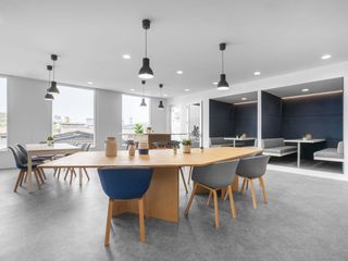 For rent office in Mueang Samut Prakan, Samut Prakan
