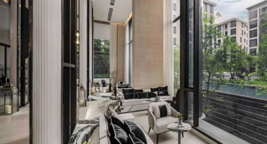 For rent and for sale 1 bed condo in Watthana, Bangkok