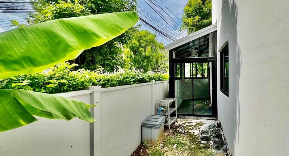 Reihenhaus zum Kauf mit 3 Zimmer in Sai Mai, Bangkok