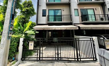 出售 3 卧室 联排别墅 在 Sai Mai, 曼谷