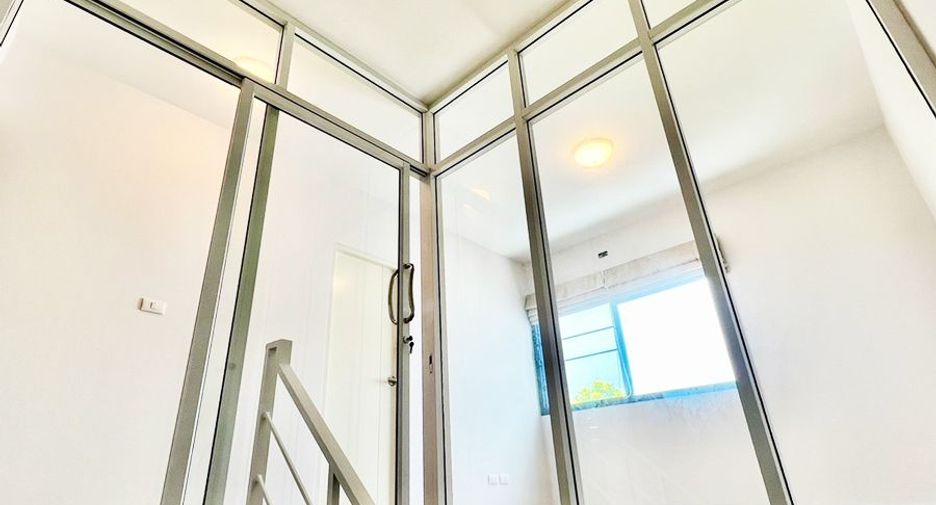 Reihenhaus zum Kauf mit 3 Zimmer in Sai Mai, Bangkok