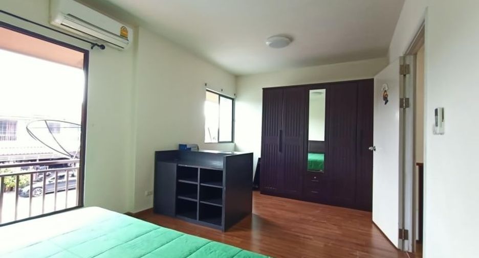 Haus zur Miete mit 3 Zimmer in Suan Luang, Bangkok