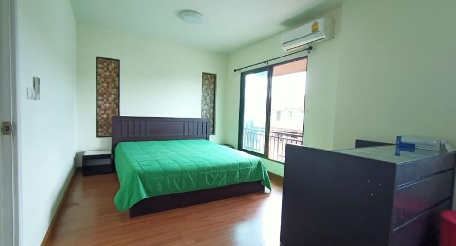 Haus zur Miete mit 3 Zimmer in Suan Luang, Bangkok