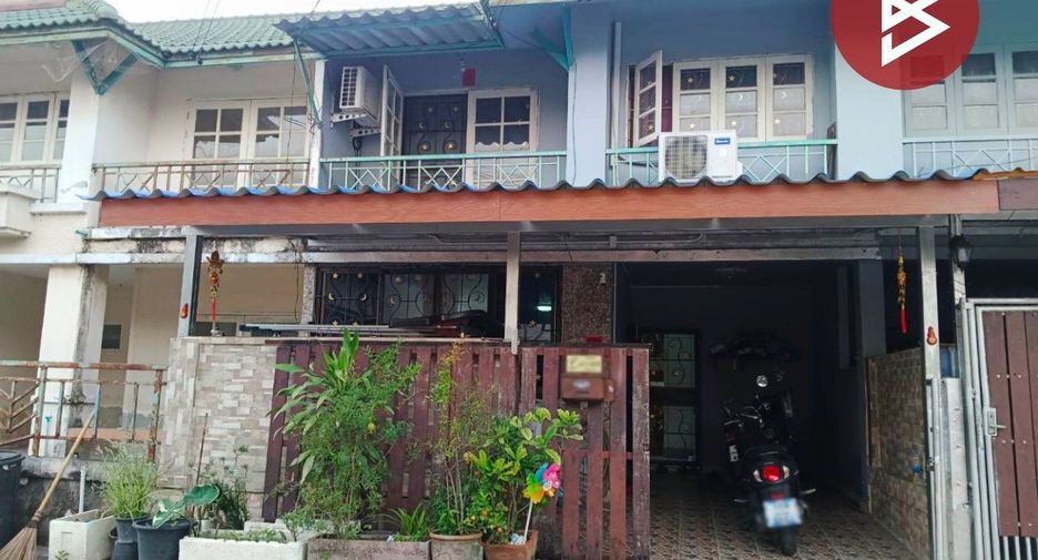 For sale 3 bed townhouse in Nakhon Chai Si, Nakhon Pathom