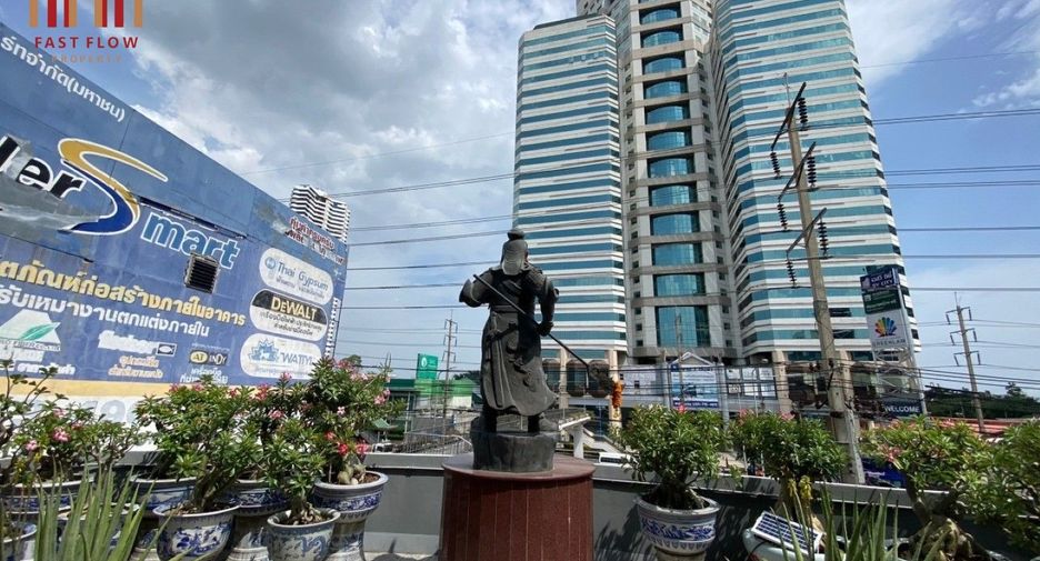 For sale 5 bedrooms retail Space in Yan Nawa, Bangkok