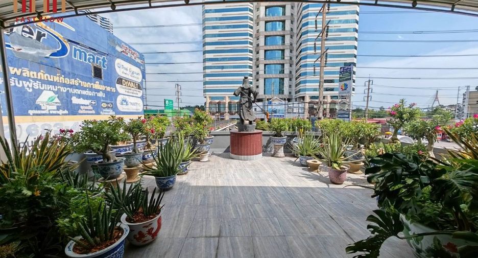 For sale 5 bedrooms retail Space in Yan Nawa, Bangkok