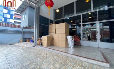 Продажа 5 спальни торговое помещение в Ян Наща, Бангкок