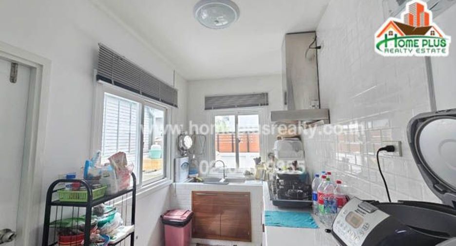 À vendre 3 chambres maison à Bang Bua Thong, Nonthaburi