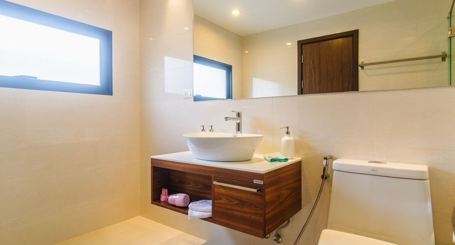 For sale 2 bedrooms condo in Mueang Phuket, Phuket