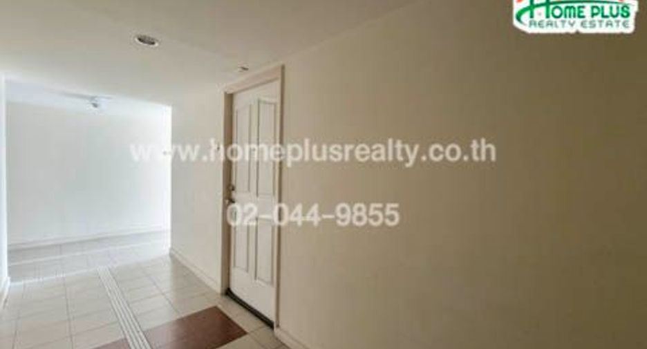 For sale 1 bed condo in Suan Luang, Bangkok