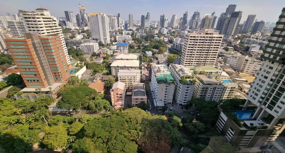 For rent and for sale 2 bedrooms condo in Khlong Toei, Bangkok