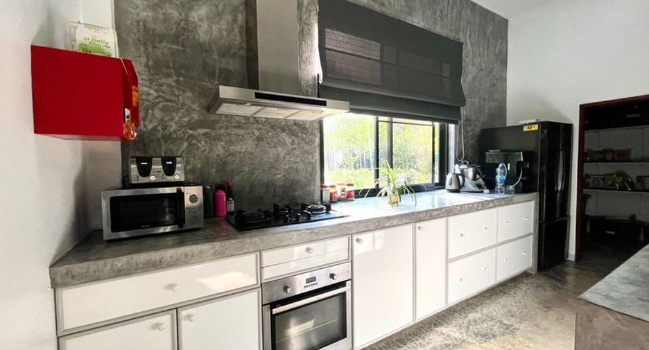 For sale 7 bedrooms villa in Mueang Krabi, Krabi