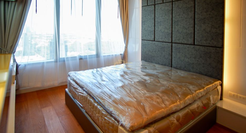À louer et à vendre 2 chambres condo à Pathum Wan, Bangkok