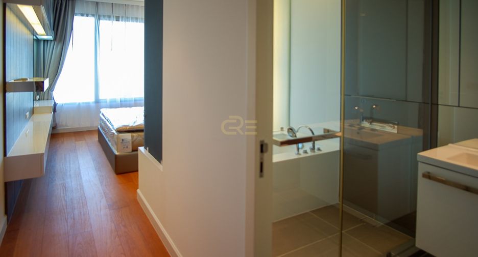 À louer et à vendre 2 chambres condo à Pathum Wan, Bangkok