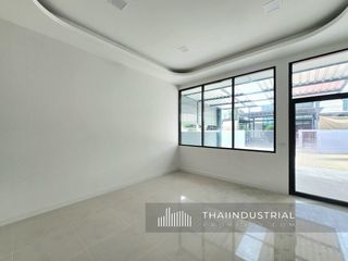 Продажа склад в Lam Luk Ka, Патумтани