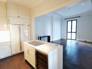 Wohnung zum Kauf mit 3 Zimmer in Pathum Wan, Bangkok