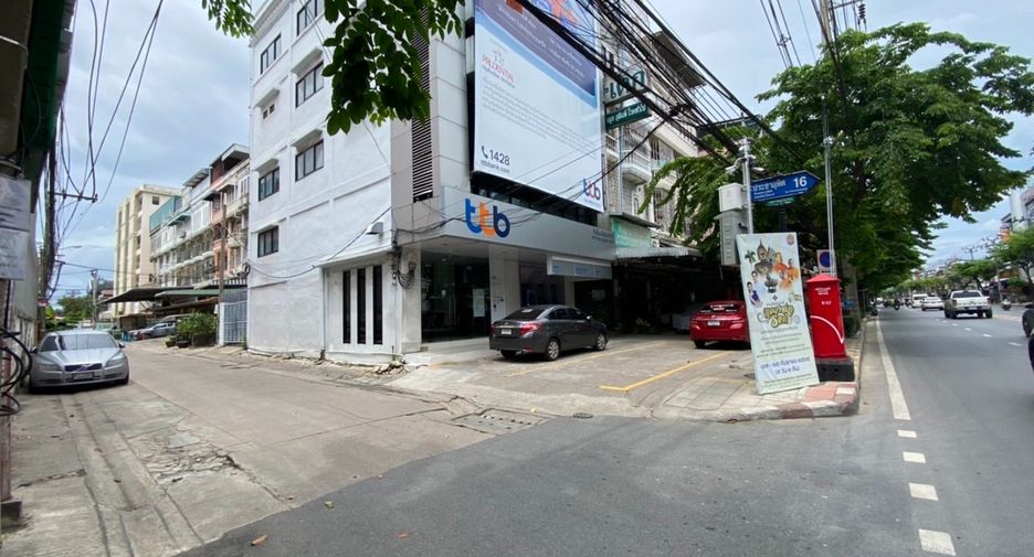 For sale 4 bed retail Space in Rat Burana, Bangkok