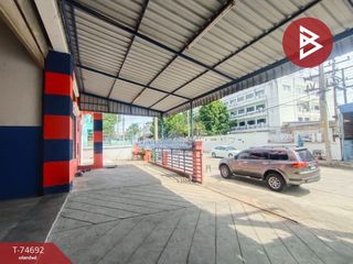 For sale 3 bed retail Space in Krathum Baen, Samut Sakhon