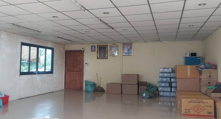 For sale warehouse in Damnoen Saduak, Ratchaburi