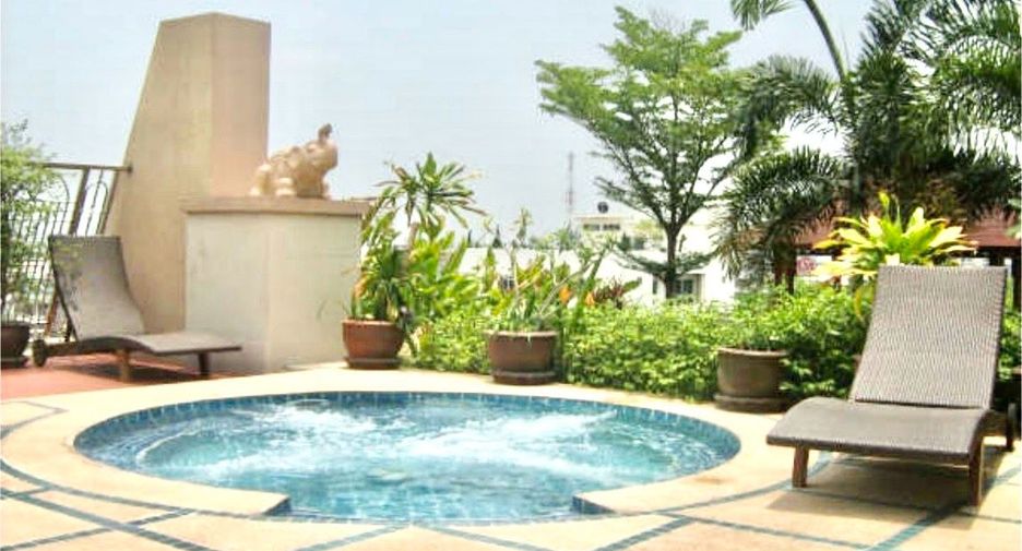 For sale 1 bed condo in Watthana, Bangkok
