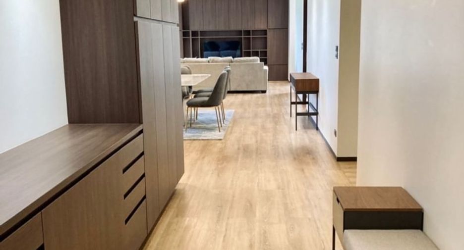 Condo en alquiler de 3 habitaciones en Khlong Toei, Bangkok