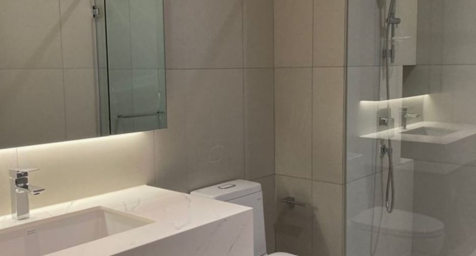 Condo en alquiler de 3 habitaciones en Khlong Toei, Bangkok