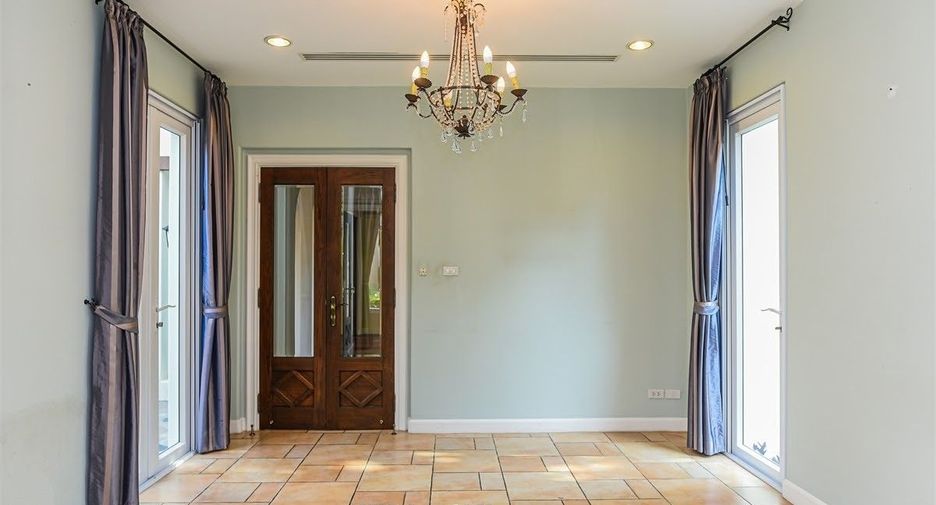 For sale 3 ベッドルーム house in Bang Phli, Samut Prakan