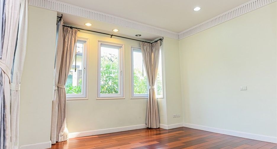 For sale 3 ベッドルーム house in Bang Phli, Samut Prakan