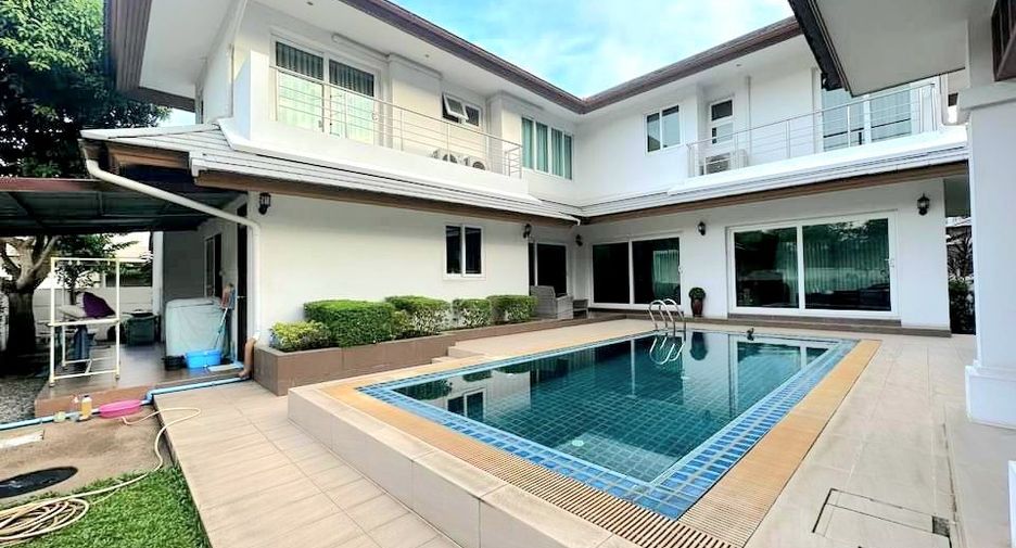 For sale 3 bed villa in North Pattaya, Pattaya