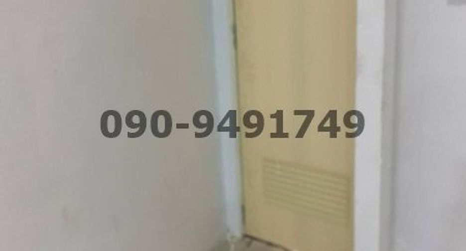 For rent 4 bedrooms retail Space in Nong Khaem, Bangkok