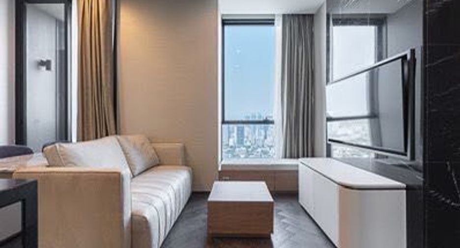 For sale 1 bed condo in Khlong Toei, Bangkok