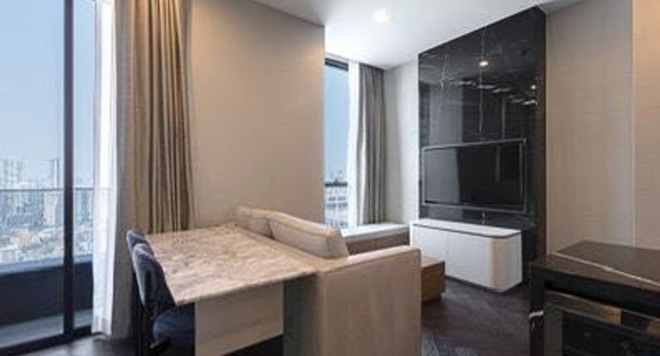 For sale 1 bed condo in Khlong Toei, Bangkok