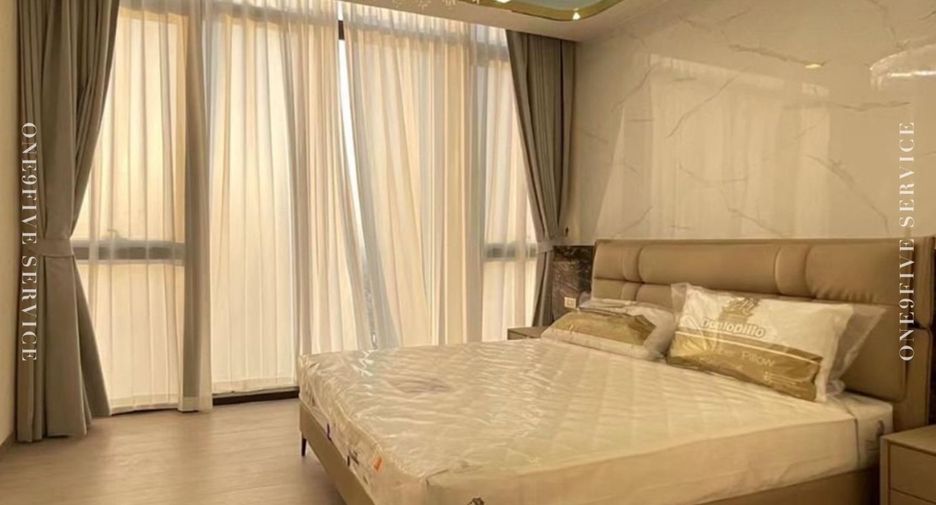 For rent 4 bed condo in Huai Khwang, Bangkok