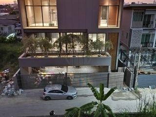 For sale 4 Beds house in Lat Phrao, Bangkok