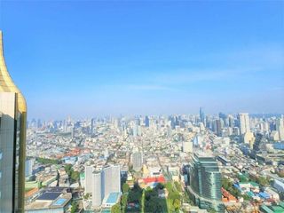 For rent 3 ベッドルーム condo in Khlong San, Bangkok