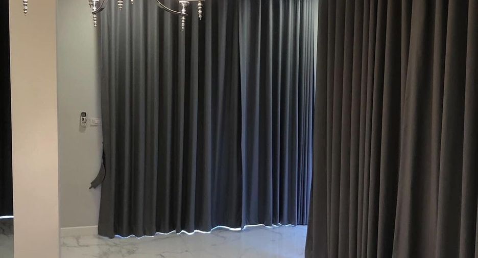 For rent 3 bedrooms office in Watthana, Bangkok